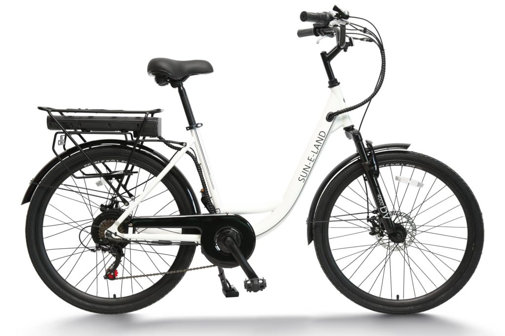Profile shot of SLB E-bike in snow white